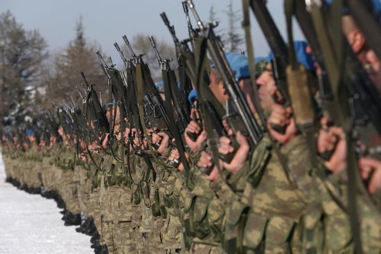 Orgeneral Akar'dan terörle mücadele mesajı